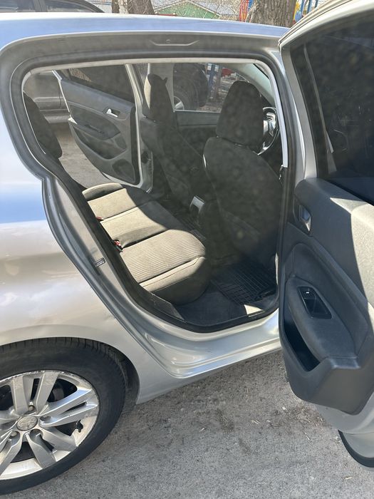 Peugeot 308   2016  1.6 дизель