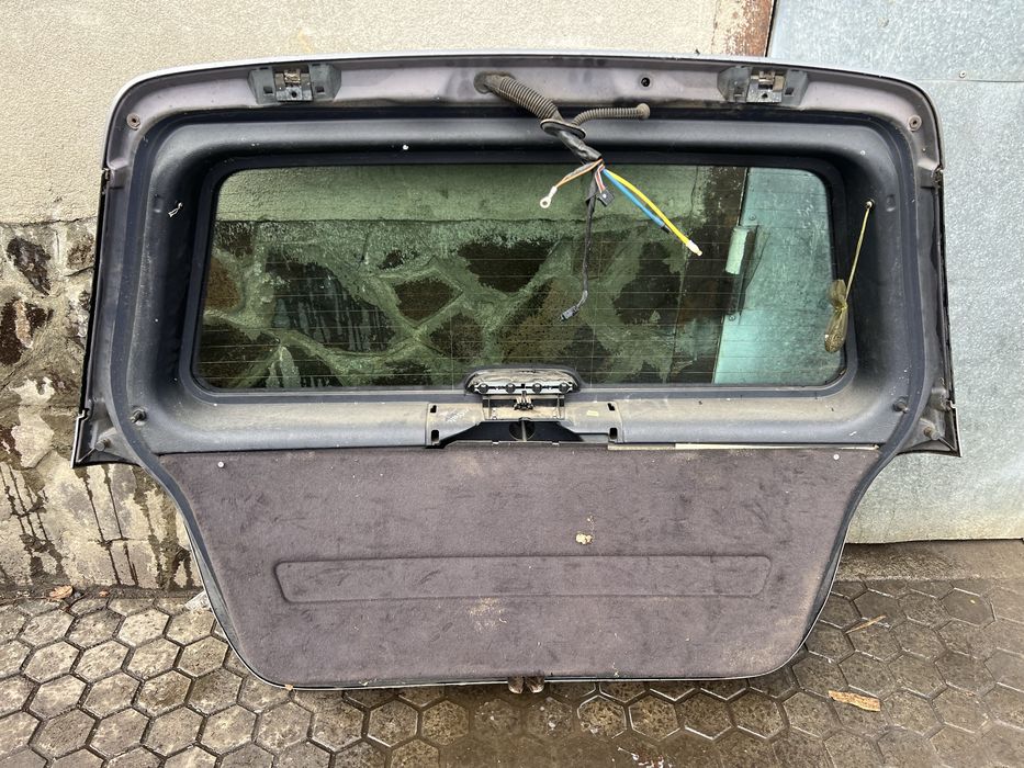 Кришка багажника а 170 ляда двері