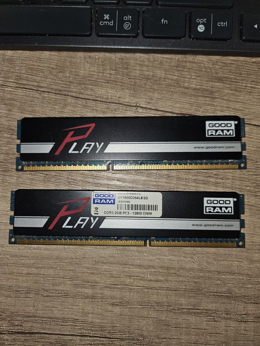 Ігрова оперативна пам'ять Goodram Play DDR3 2Gb