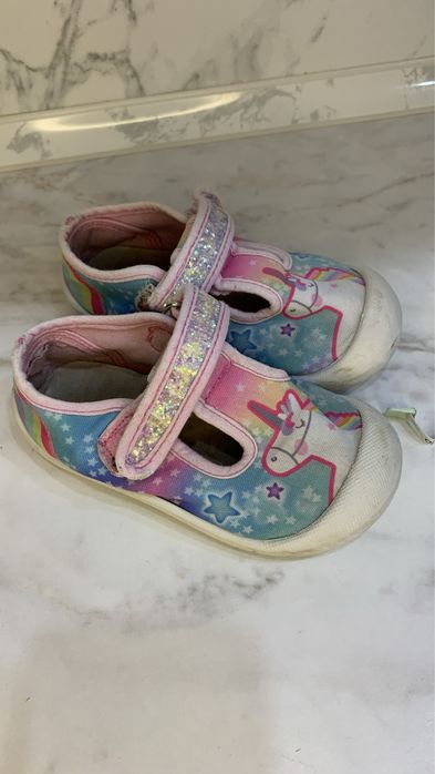 Кросівочки дитячі