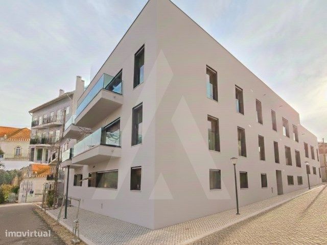 Apartamento T2 moderno - Open Space com imensa luz natura