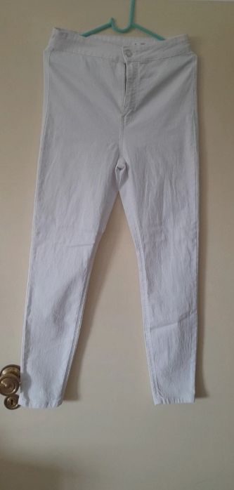 Calças Skinny Lefties