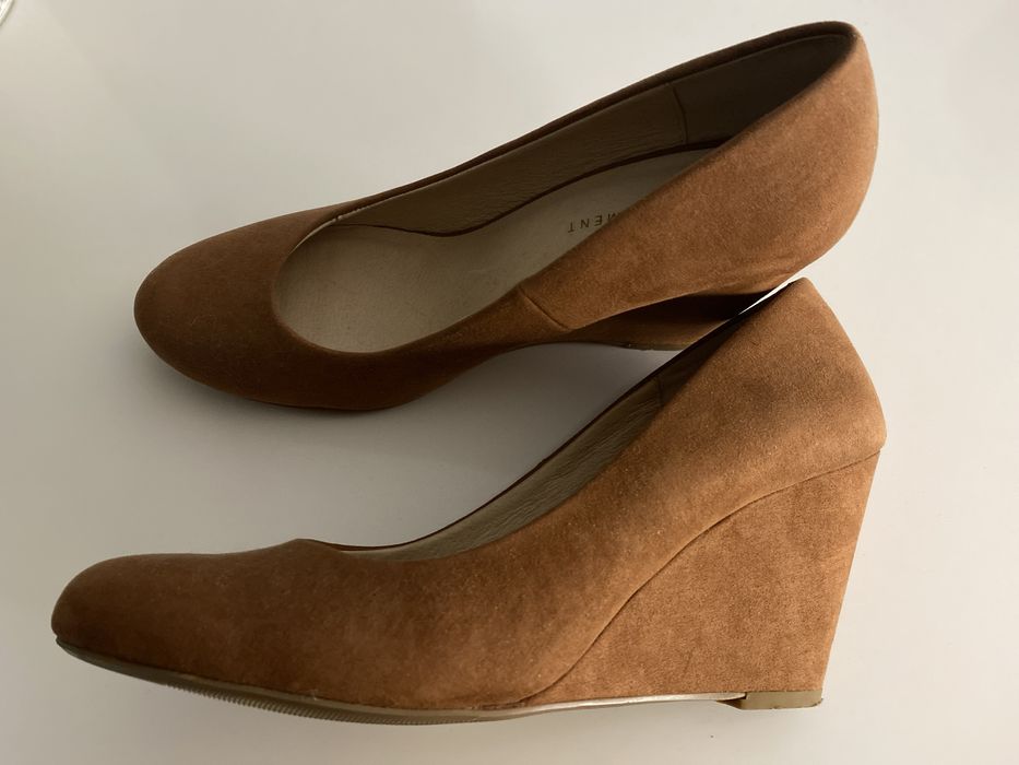 Sapato em cunha Laura Clement (oferta portes envio)