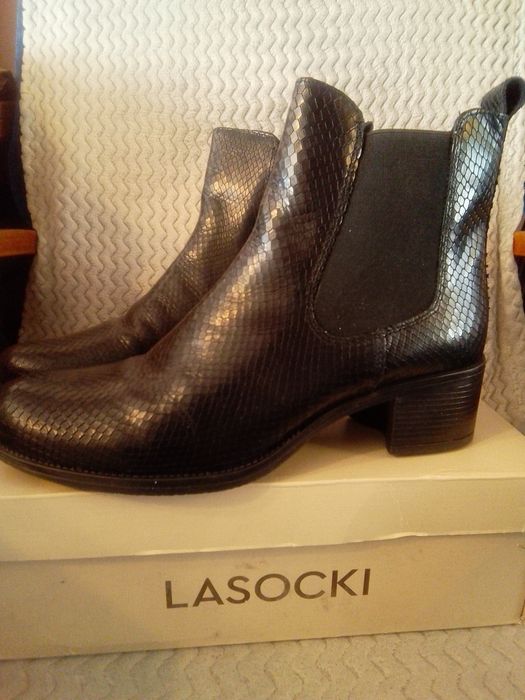 Nowe kozaki damskie Lasocki rozmiar 41