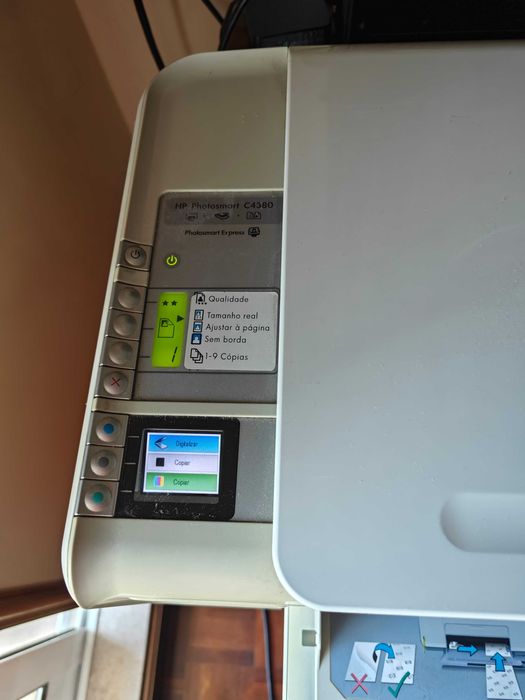 Impressora HP Photosmart C4380 All-in-One com Wi-Fi, tinteiros e caixa
