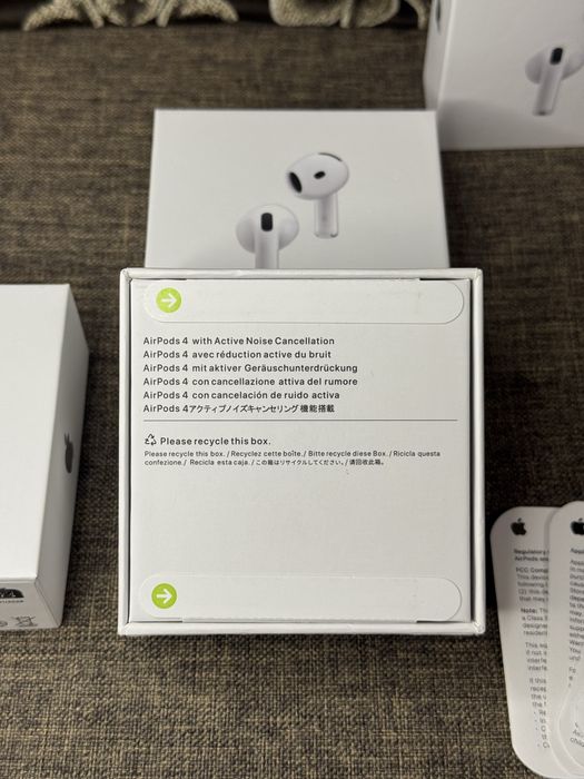 Навушники Apple AirPods 4 (ANC)
