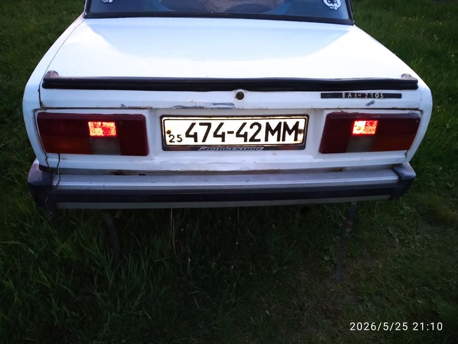 Продам ваз 2105.
