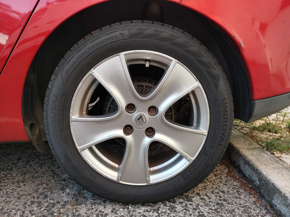 Renault Clio IV Sport Tourer 1.5 dCi 75 eco2