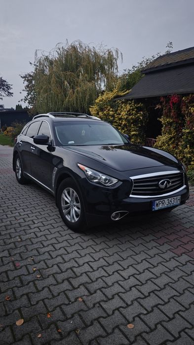 Infiniti QX70