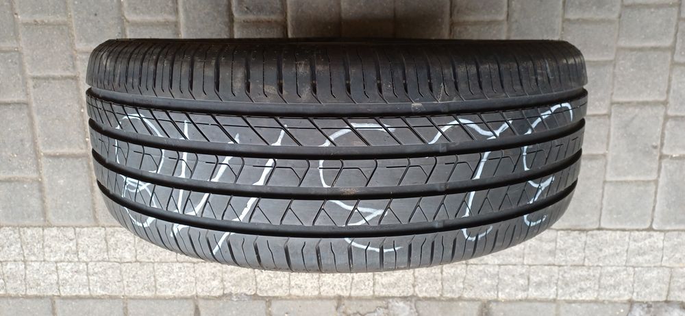 BARUM 235/55R18 100V , pojedyńcza opona letnia.