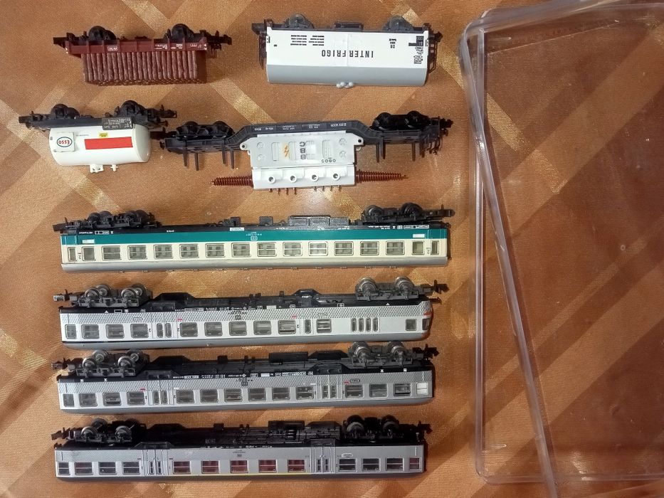 Lokomotywa Elektrowóz Diesel Wagony Fleischmann skala: N Idealny stan