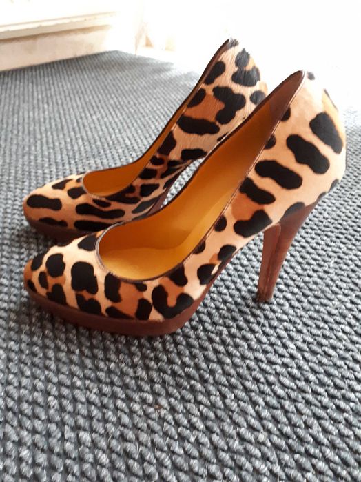 Buty premium z naturalnej skóry geparda Carmina rozmiar 38 jak nowe!