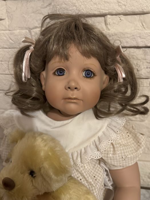 Lalka porcelanowa kolekcjonerska Diane Bucki