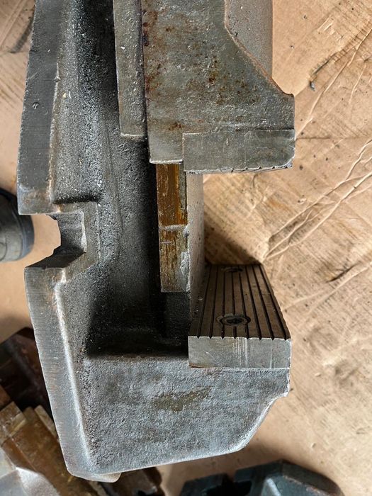 Imadło maszynowe Bison 200mm