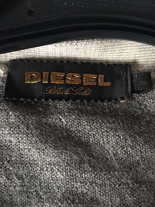 Szary sweter firmy Diesel- stan bardzo dobry