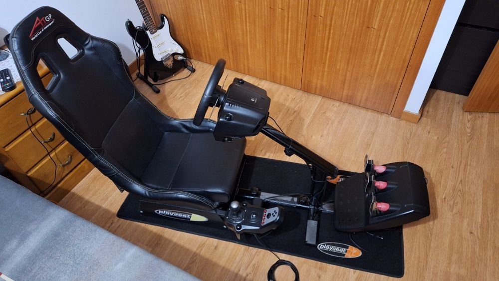 Playseat+Logitech G27