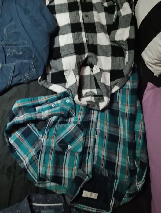 Camisas de flanela.e outras de algodão