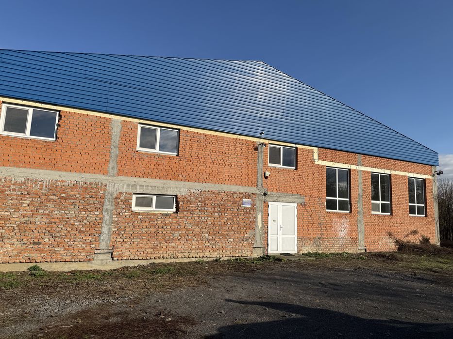 Спортзал з обладнанням