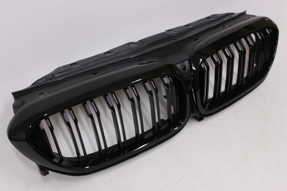 GRILL Nerki Atrapa chłodnicy BMW G30 G31 r. 17-20 BLACK M-Look TUNING