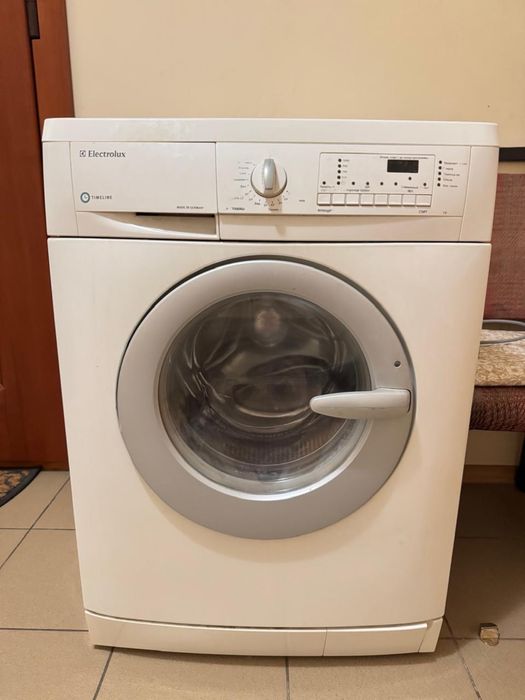 Продам стиральную машину Electrolux