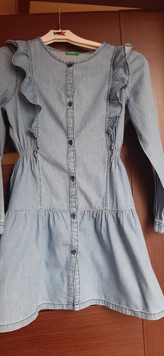 Sukienka dziewczęca jeansowa Benetton 128 cm JAK NOWA
