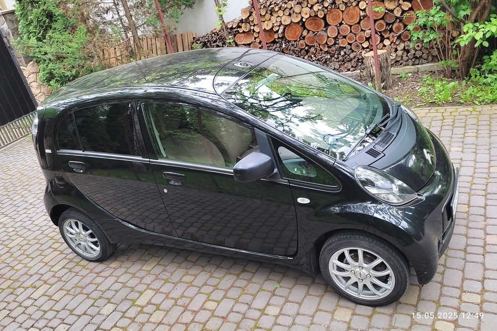 Citroen c-zero, Peugeot i-on, Mitsubishi i-miv