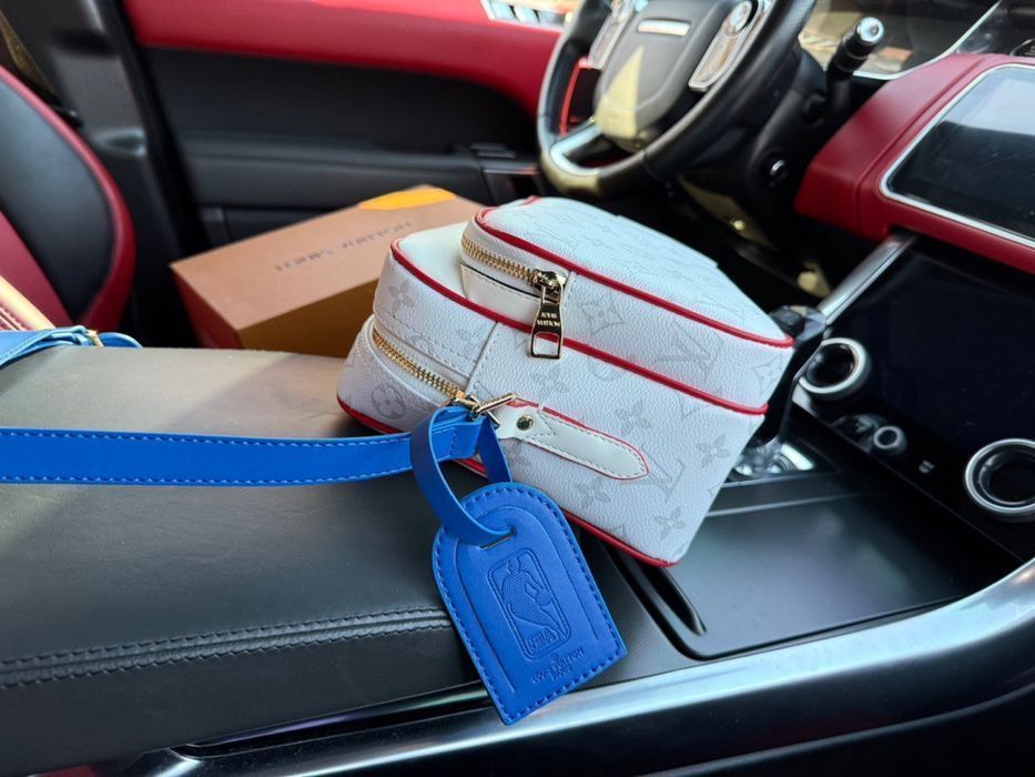 Louis vuitton x nba kriswu сумка белая мужская через плечо