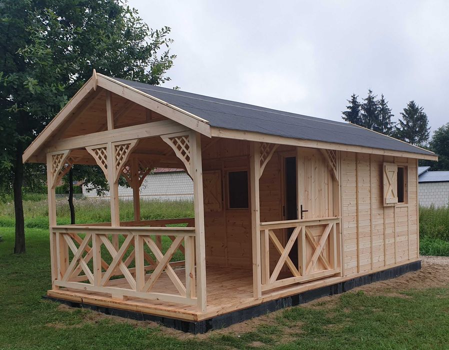 Domek drewniany z tarasem letniskowy duży taras altana ogrodowa 6x3 m