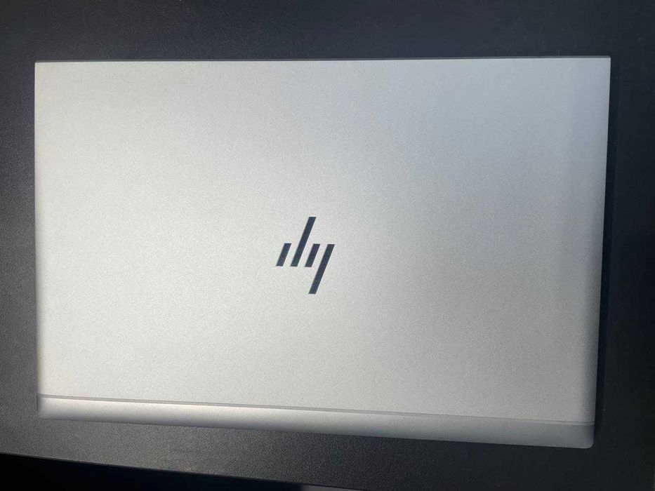 HP EliteBook 845 G8 Ryzen 3 / 8GB / 256GB / Radeon Vega 6