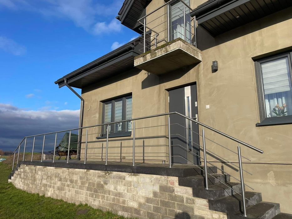 Balustrady nierdzewne zabezpieczenia okienne