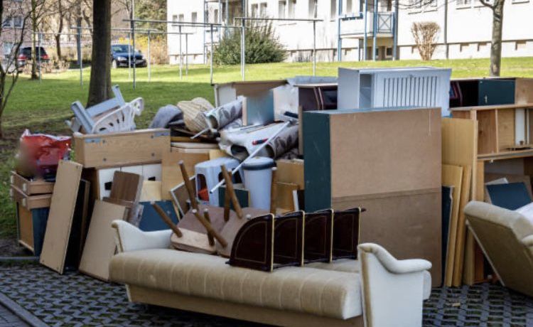 Utylizacja domów mieszkań garaży piwnic strychów