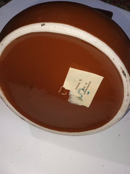 Керамічний кувшин.