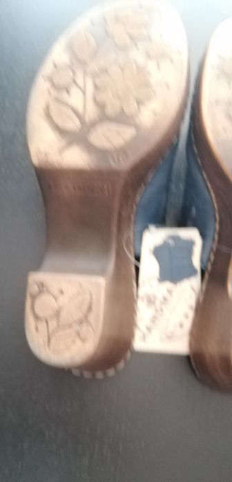 LASOCKI klapki skóra naturalna szyte ręcznie  r 39