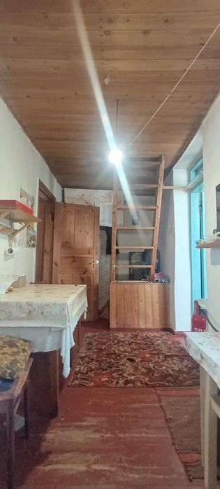 Продається будинок в  5 км від Житомира.