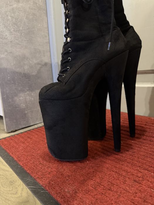 Стріпи Pleaser, 4 ка, 38-39