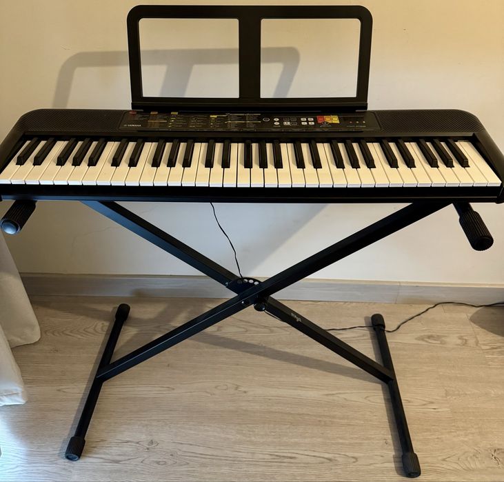 Teclado Piano (yamanha)