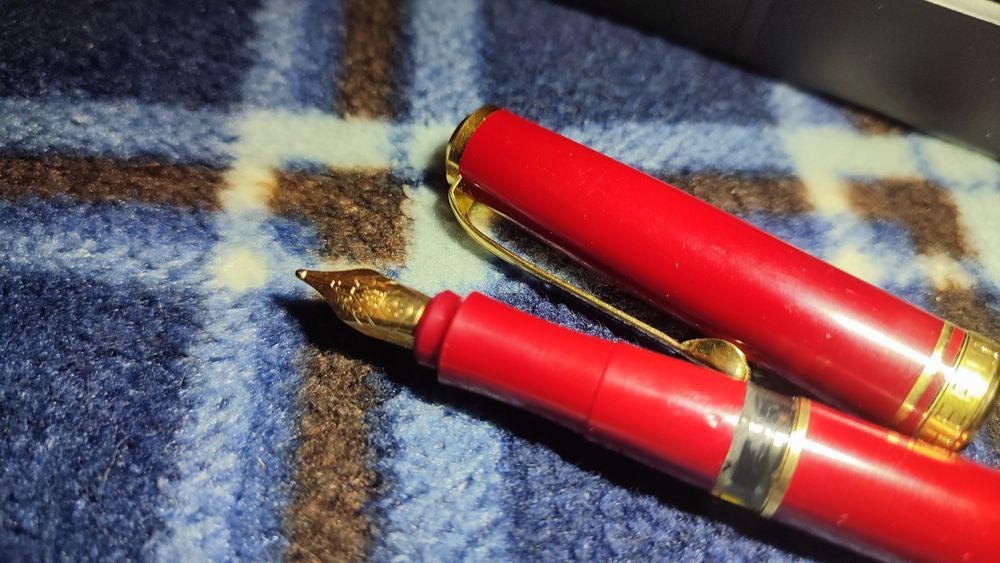 перьевая ручка Herlitz Bugatti