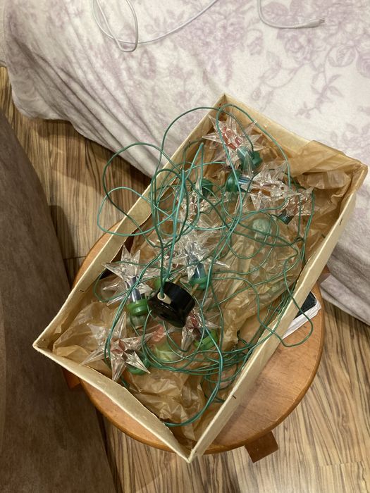 Раритет !!!Новая в рабочем состоянии ,на 18 светилников  ,