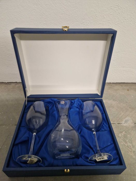 Conjunto de Vinho em Cristal Bohemia – Decanter + 2 Copos + Caixa