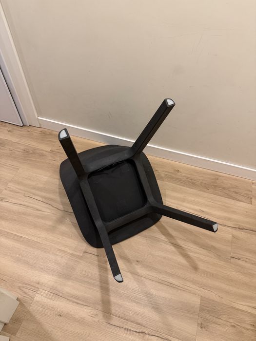 6 Cadeiras ikea odger pretas praticamente novas