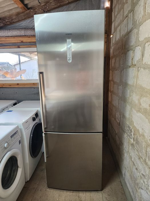 Широкий 70см Холодильник Siemens NoFrost