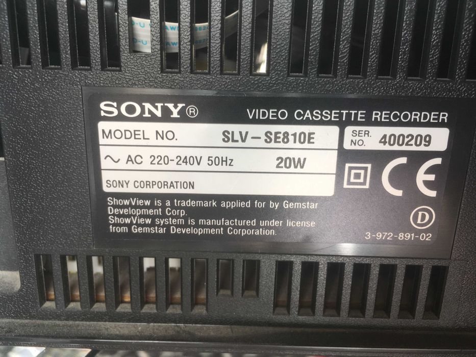 Sony SLV-SE810E VHS Video Player and Recorder (in excellent condition)64584270734339121