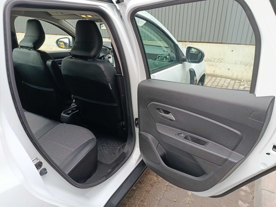 Renault Duster 2023 року