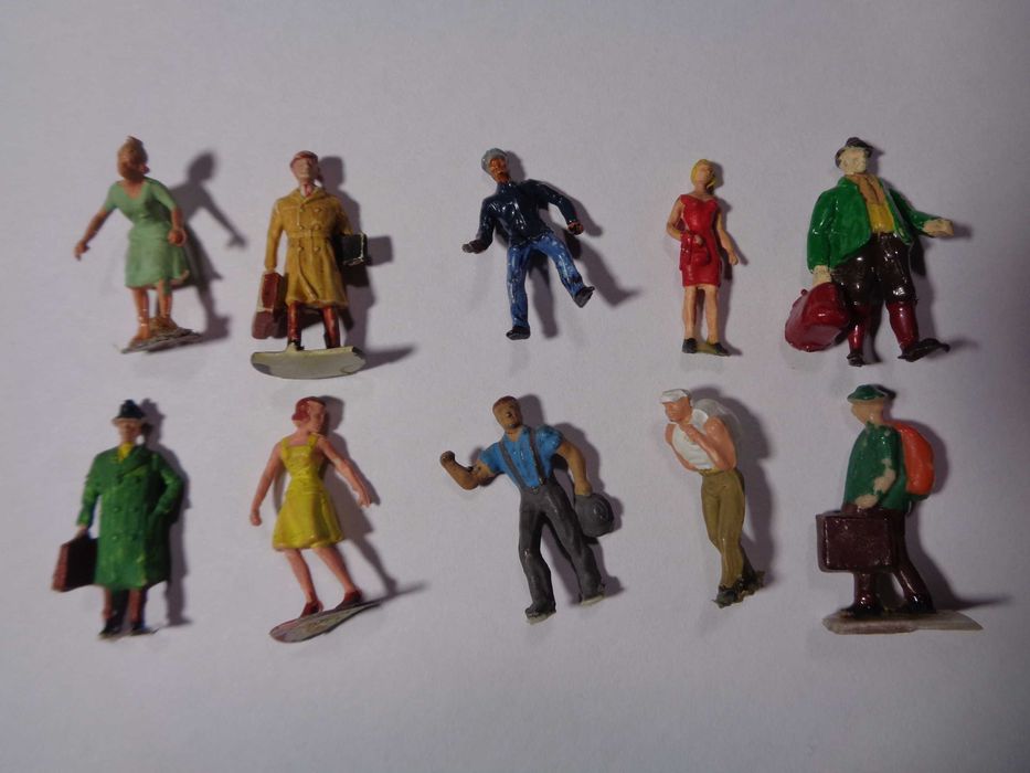 1:87 PREISER Lote de 10 Personagens de estação de comboio