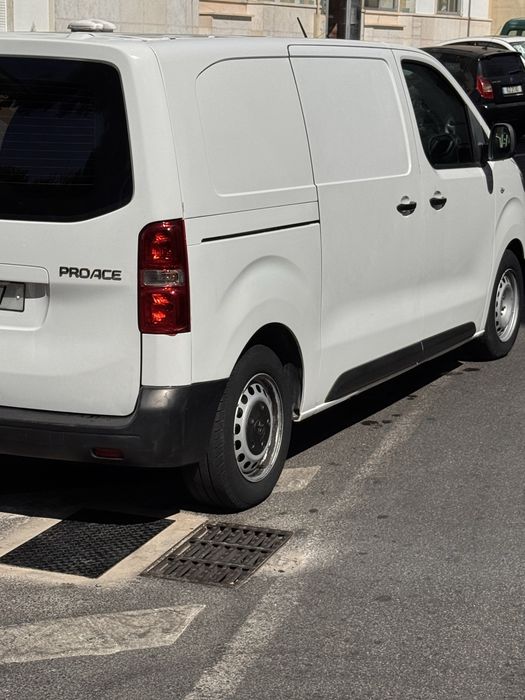 Toyota proace com isotermica