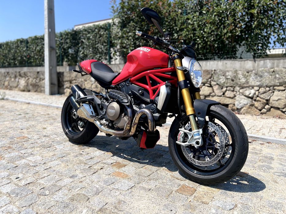 Ducati Monster 1200 S | 2016 | 8.373 km | Revisão Ducati + Pneus Novos