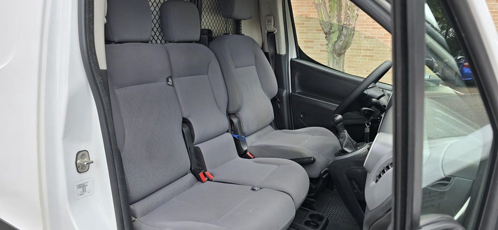Peugeot Partner 1.6HDI - 3 lugares