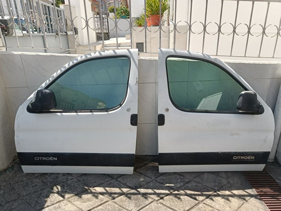 Porta frente Citroen Berlingo 2004