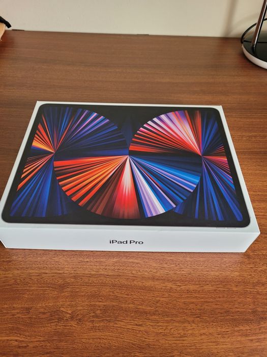 iPad Pro 12.9" + Apple Pencil + Capa