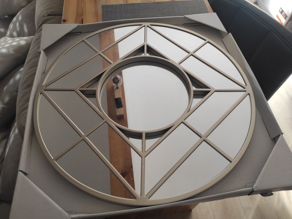 Espelho decorativo cinza prateado em caixa